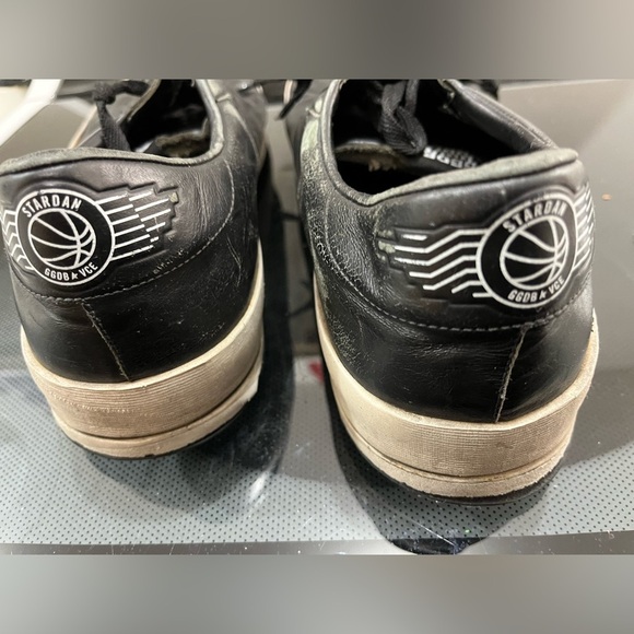 Golden Goose StarDan Sneakers - Picture 3 of 9